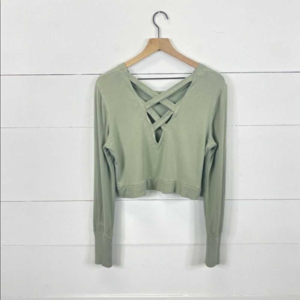 ALO Yoga Green Crop Criss Cross Back Sweatshirt